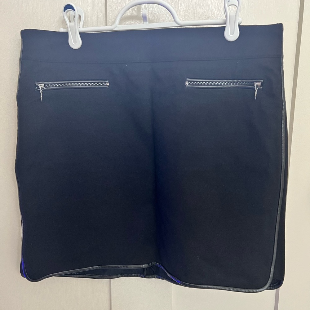 White House black market mini skirt